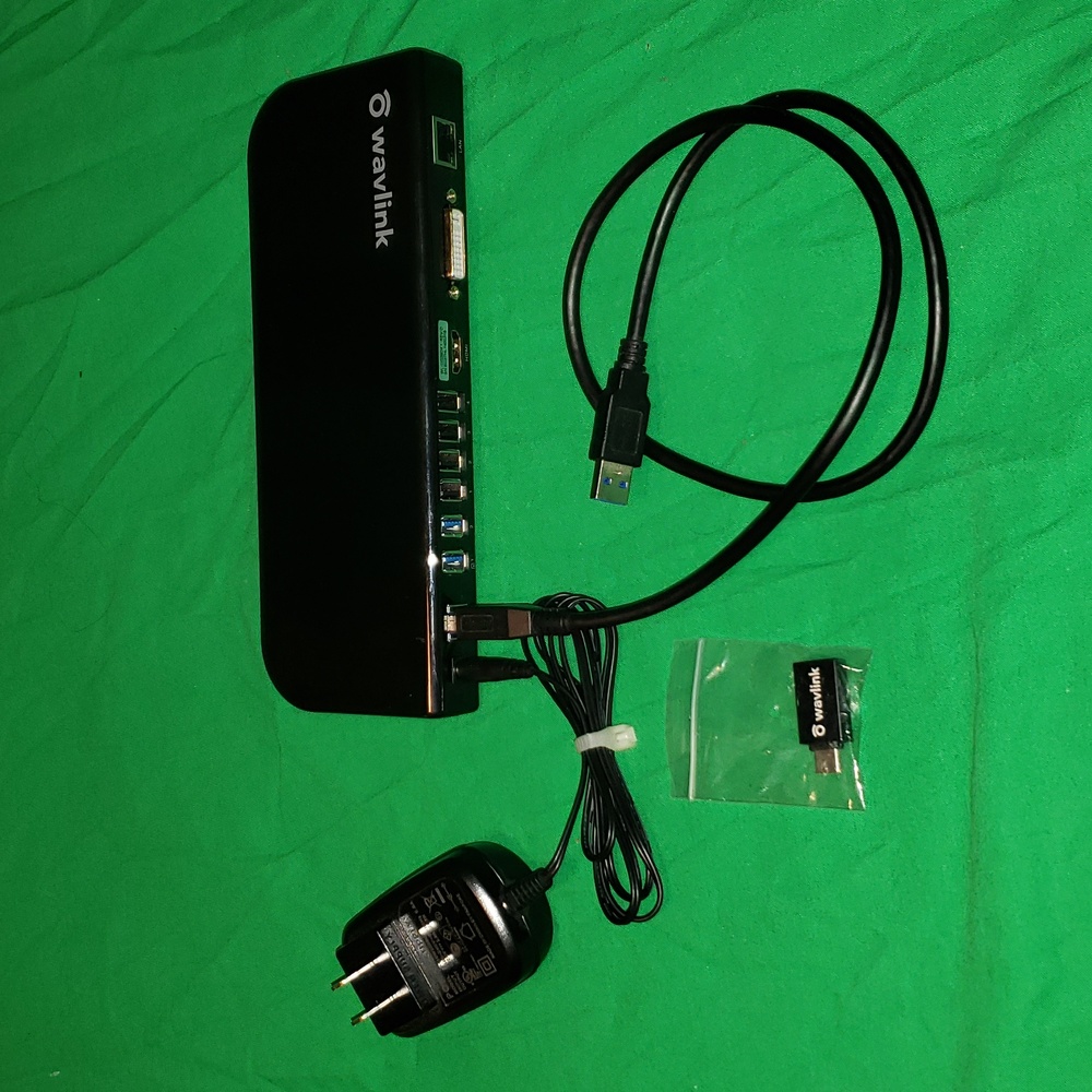 WAVLINK USB Laptop Docking Station Dual Monitors USB Cable and Adapter Included